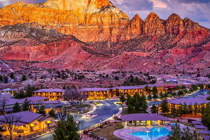 Red Cliffs Lodge — Moab, UT